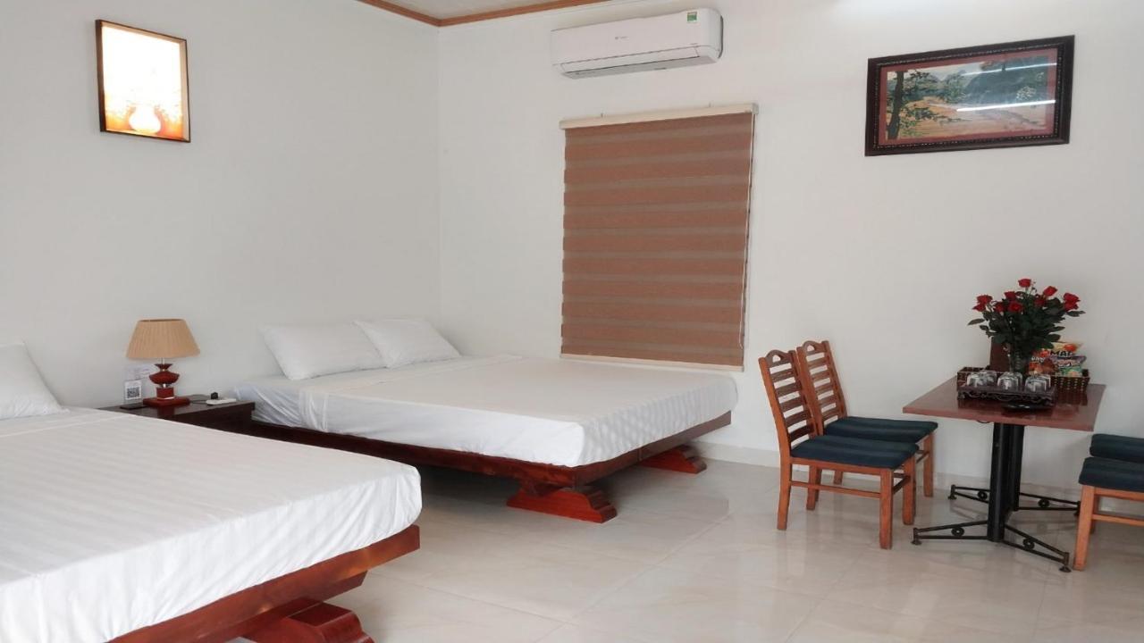 Nha Xanh Homestay 宁平 外观 照片