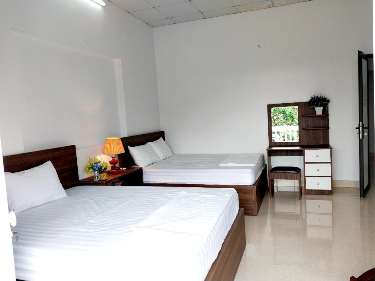 Nha Xanh Homestay 宁平 外观 照片