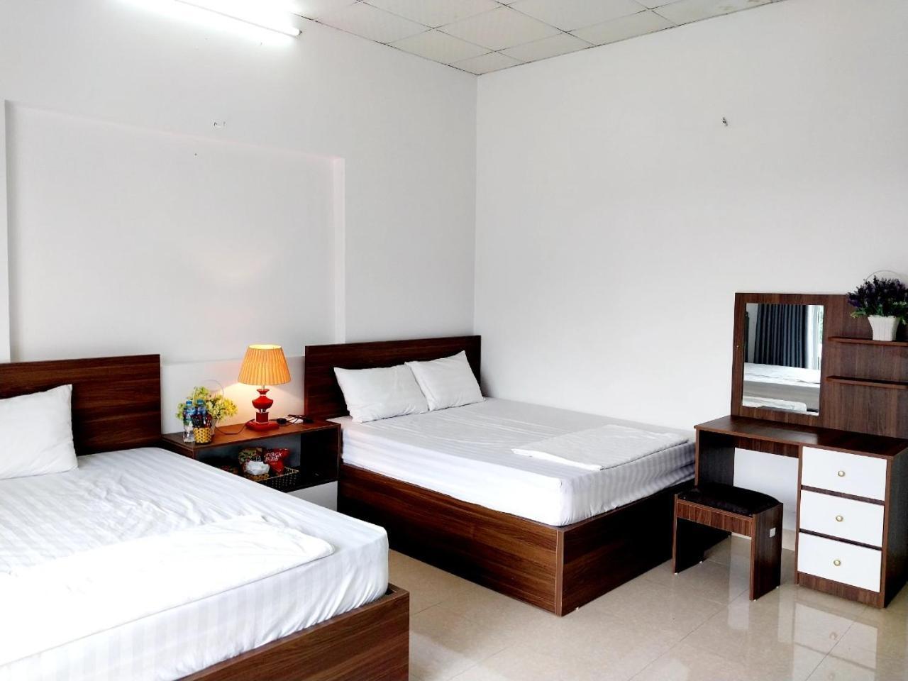 Nha Xanh Homestay 宁平 外观 照片