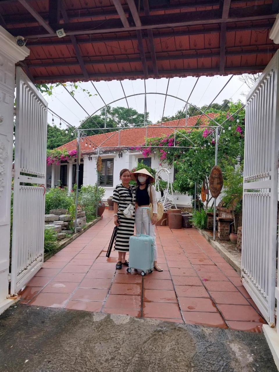 Nha Xanh Homestay 宁平 外观 照片