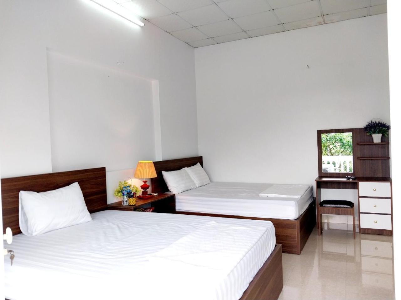 Nha Xanh Homestay 宁平 外观 照片
